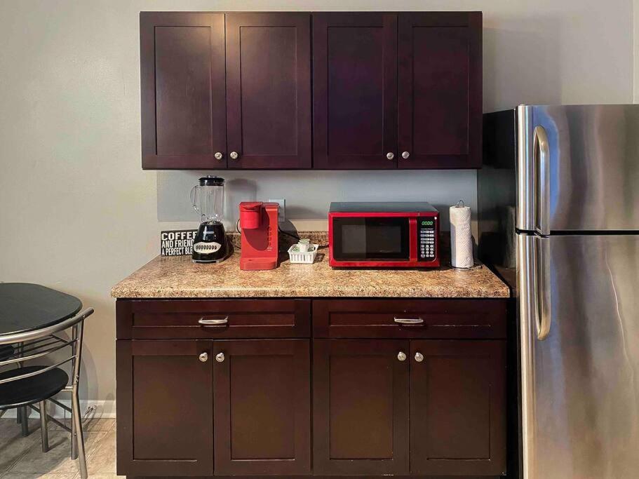 Bmw Suite King Bd,Wd, Fast Wifi Free Parking, Pool, Hospitals Atlanta Exterior foto