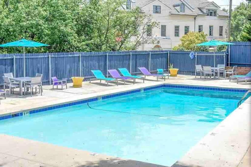 Bmw Suite King Bd,Wd, Fast Wifi Free Parking, Pool, Hospitals Atlanta Exterior foto